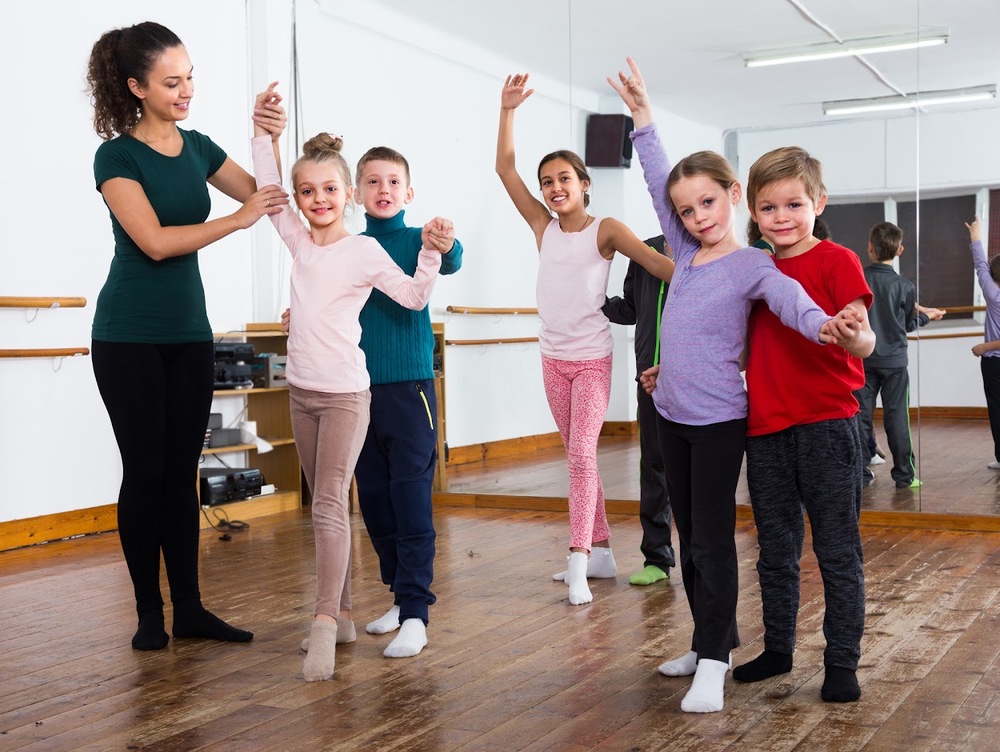 Какие предметы сдавать для поступления на учителя танцев?